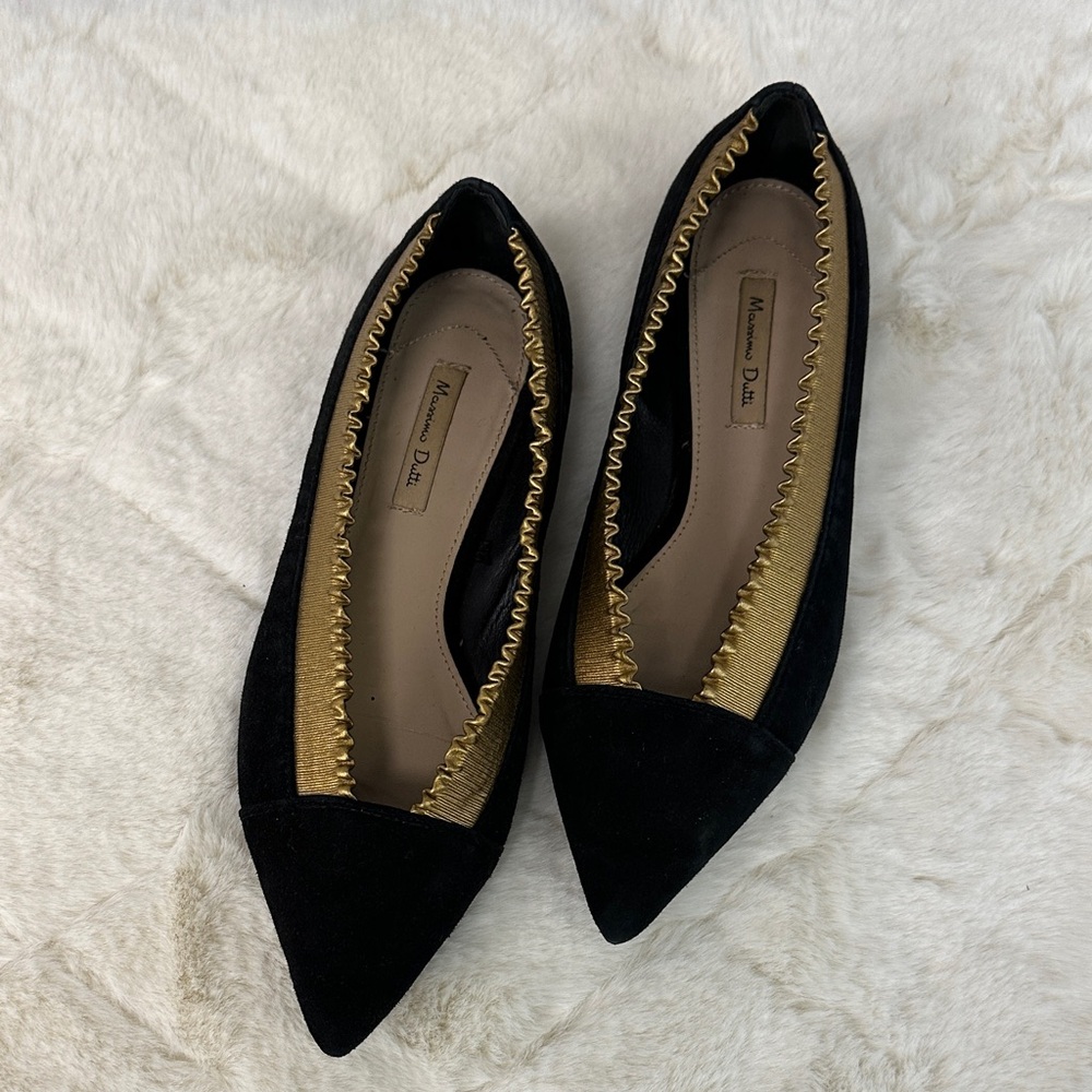 Massimo Dutti Women's Black Flats with Gold Accents